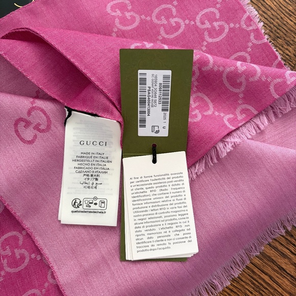 Gucci Scarf - Picture 1 of 10